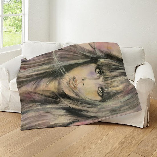 Cuddle up with Taylor Swift by Tarantola Art